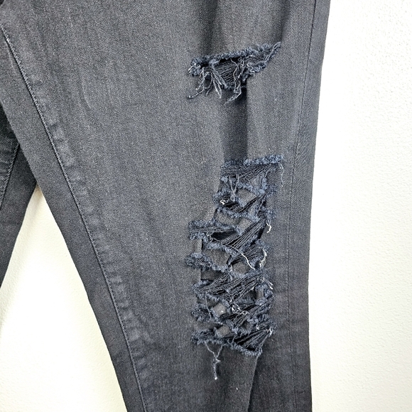 Frame Denim Black Ripped Skinny Jeans NWT - Picture 13 of 15